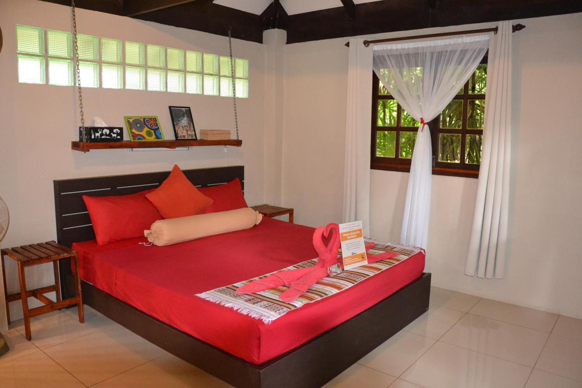 Red Moon Hideaway Hotel เกาะช้าง ภายนอก รูปภาพ