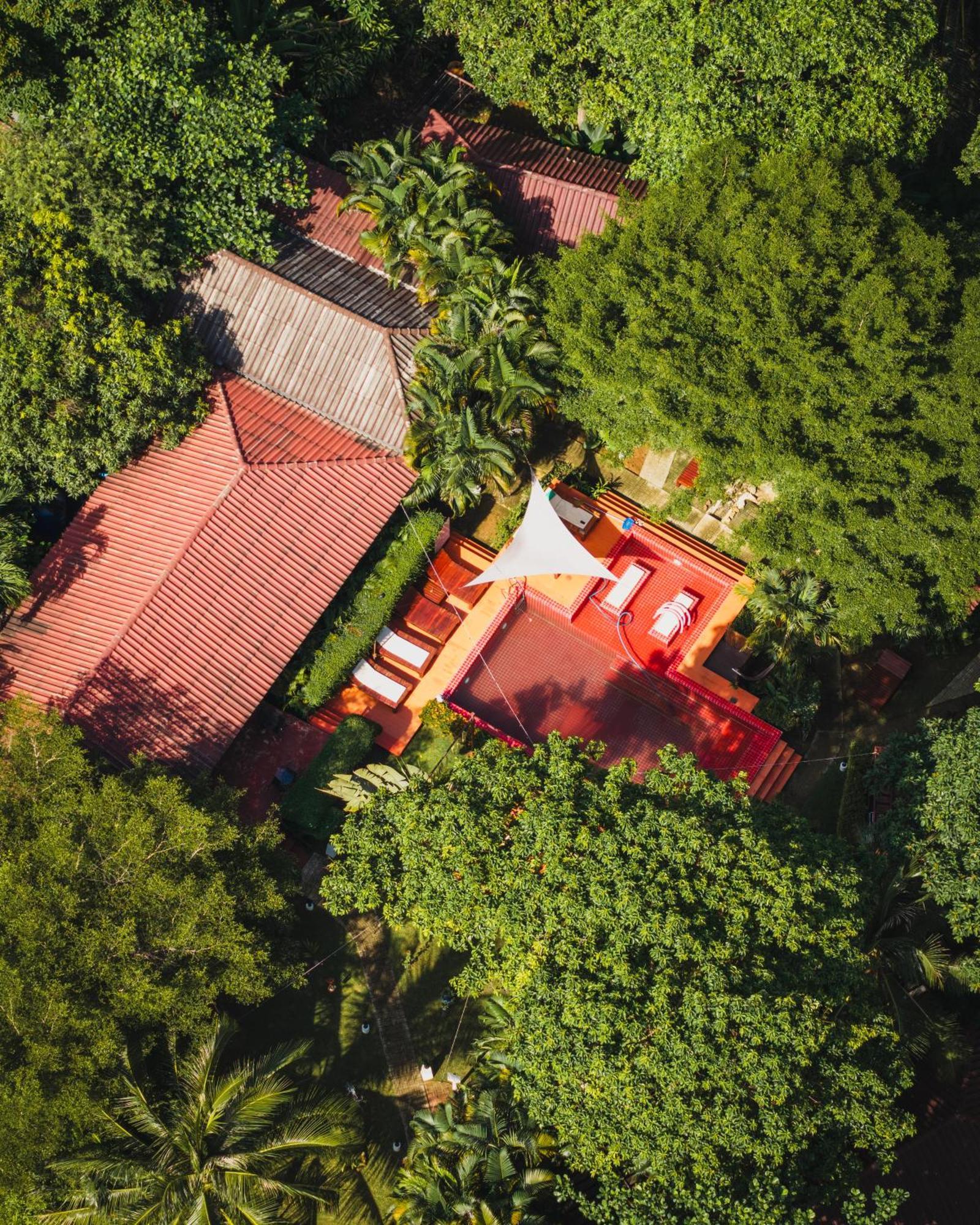Red Moon Hideaway Hotel เกาะช้าง ภายนอก รูปภาพ
