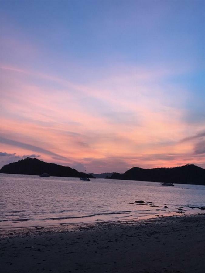 Red Moon Hideaway Hotel เกาะช้าง ภายนอก รูปภาพ